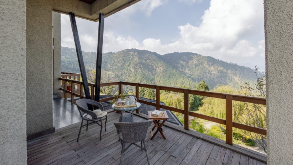 Baywood-balcony
