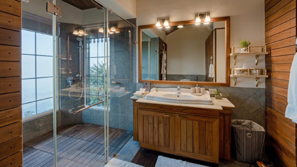 Cedarwood-bathroom1