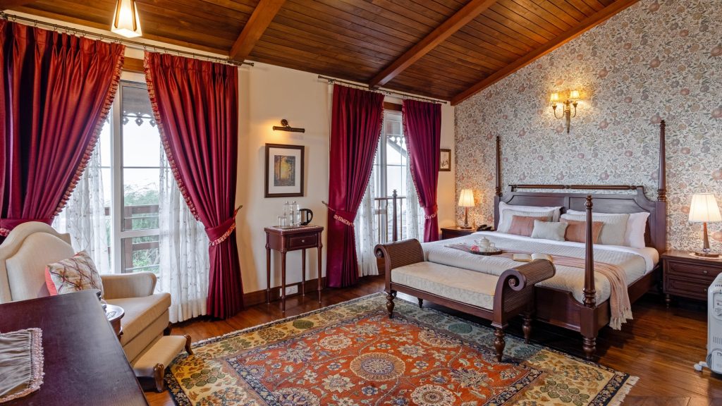 Cedarwood-bedroom1