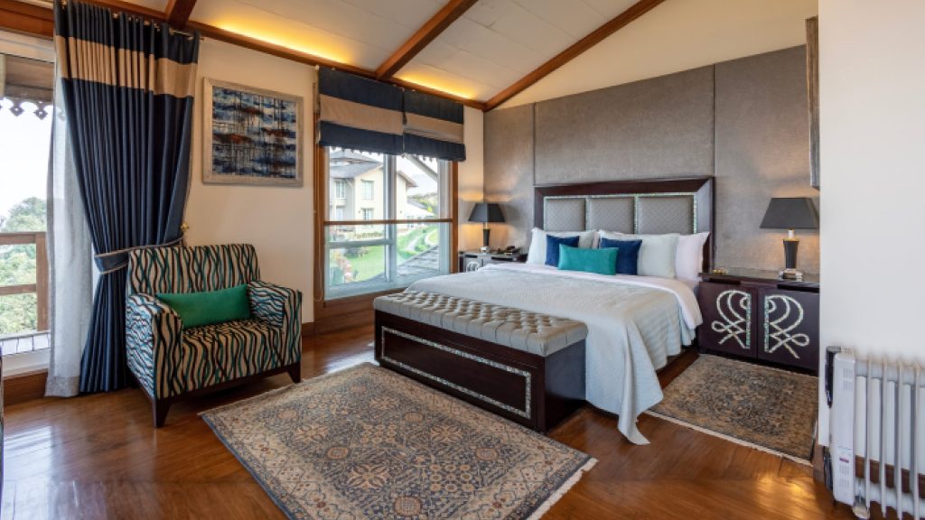 Woodrose-bedroom3