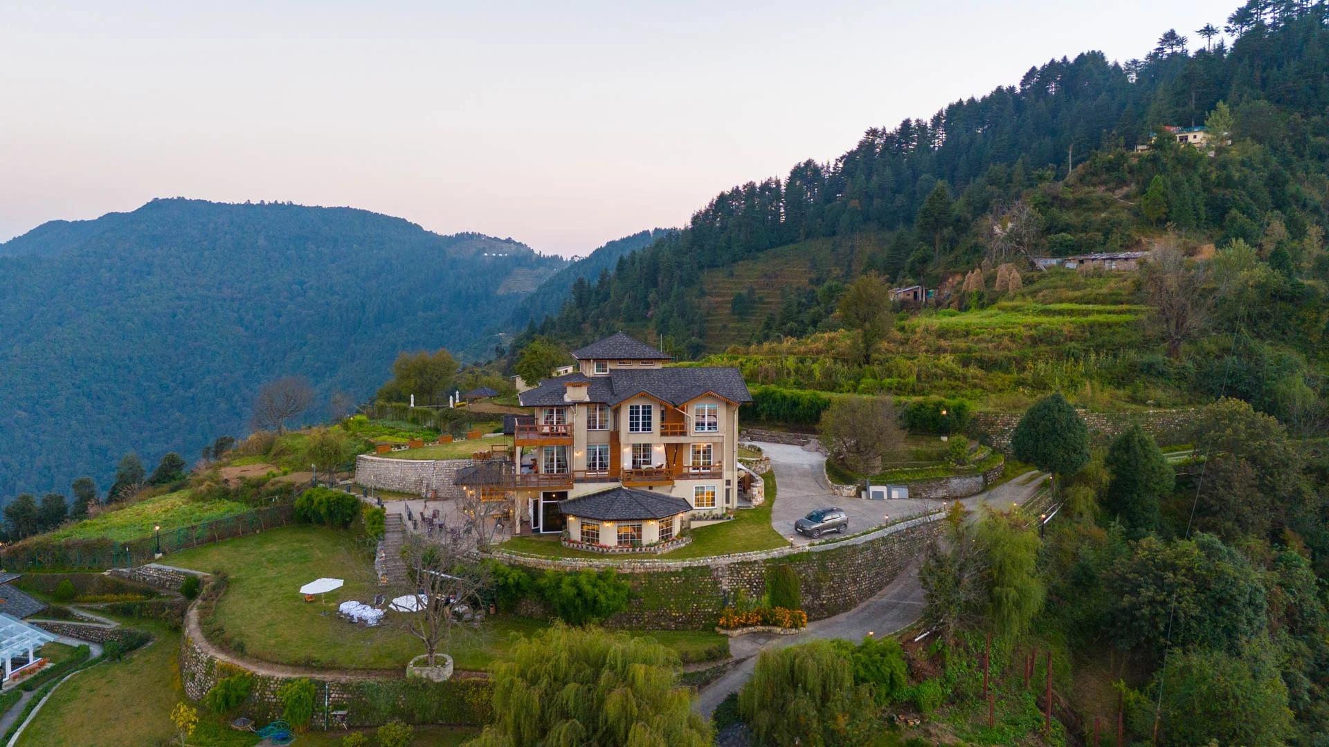 Kaudia Estate Villa